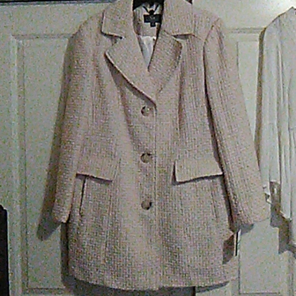 Ladies NWT designer coat